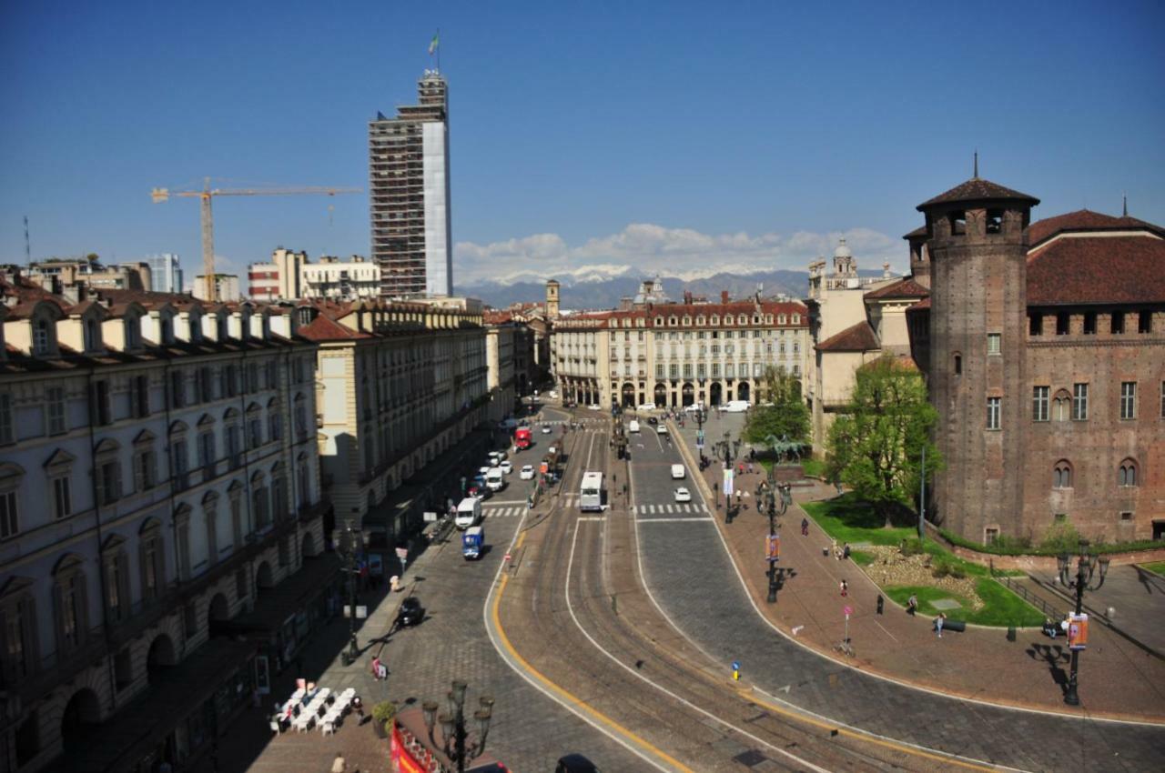 Ferienwohnung Mansarda In Piazza Castello Turin Exterior foto