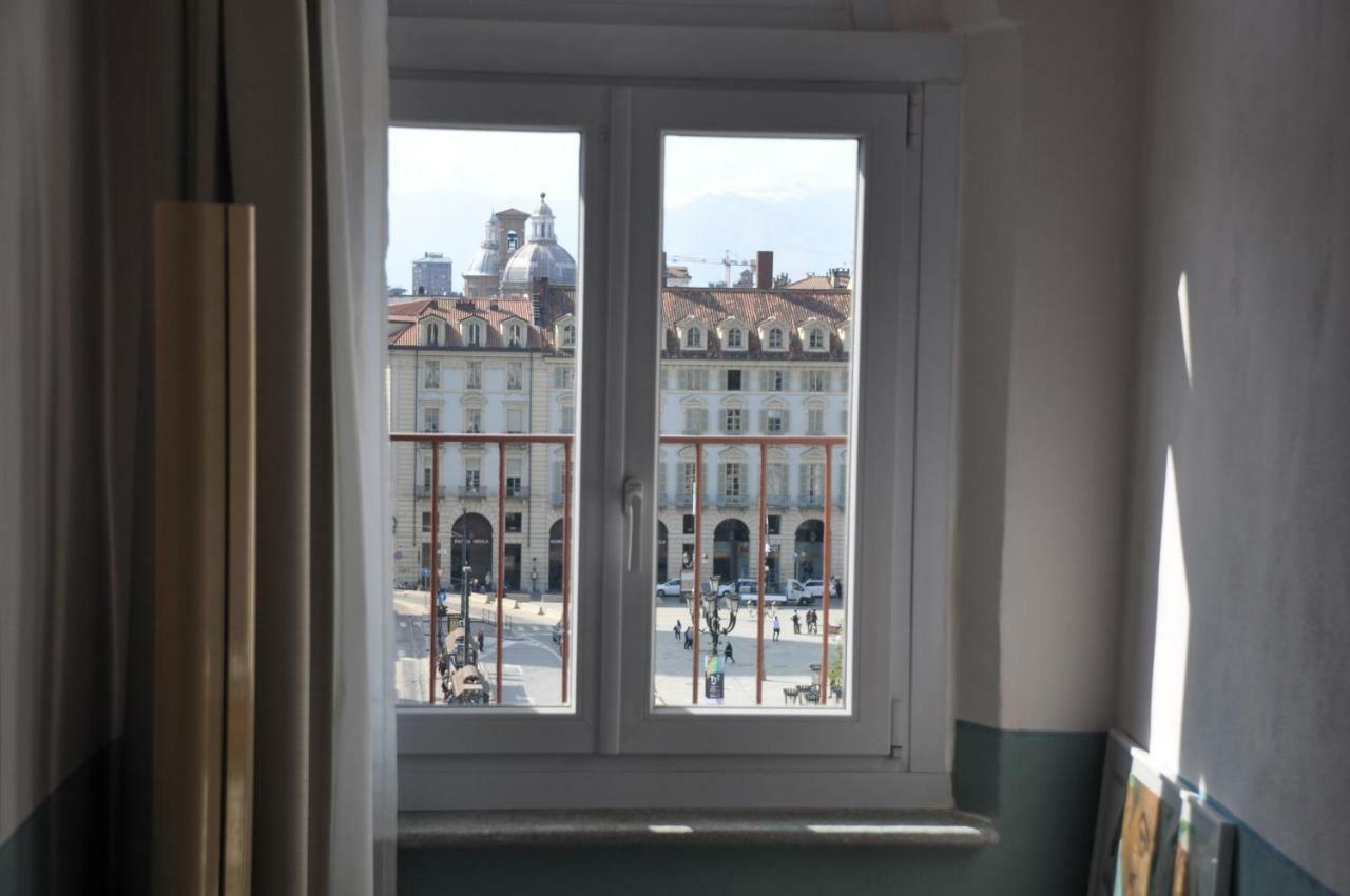 Ferienwohnung Mansarda In Piazza Castello Turin Exterior foto